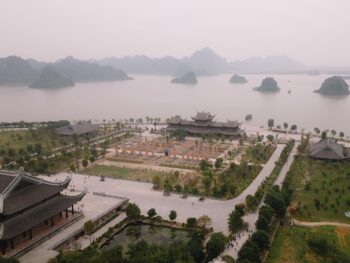 Những Hoạt Động Không Nên Bỏ Qua Khi Đến Du Lịch Chùa Tam Chúc