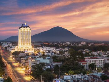 Top Những Địa Điểm Lý Tưởng Để Tổ Chức Team Building Khi Du Lịch Tây Ninh 2 Ngày 1 Đêm