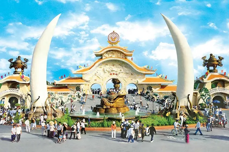 Khám Phá Những Điểm Tham Quan Đáng Trải Nghiệm Nhất Tại Suối Tiên